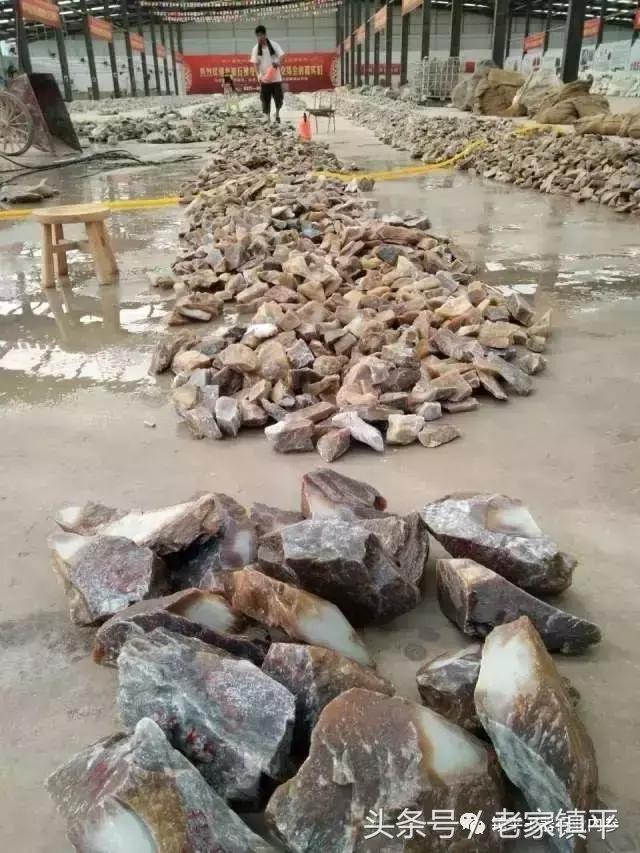 2023年镇平玉雕展览会参观攻略,镇平玉雕亮相第七届中原文博会