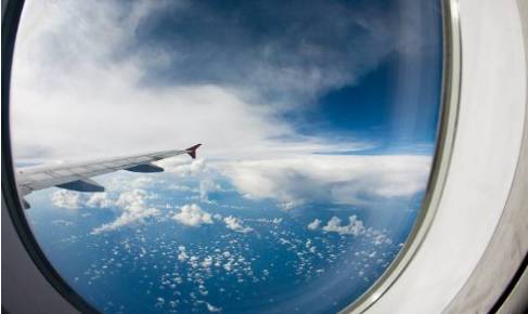 国外旅游坐飞机注意事项,去美国坐飞机有哪些注意事项