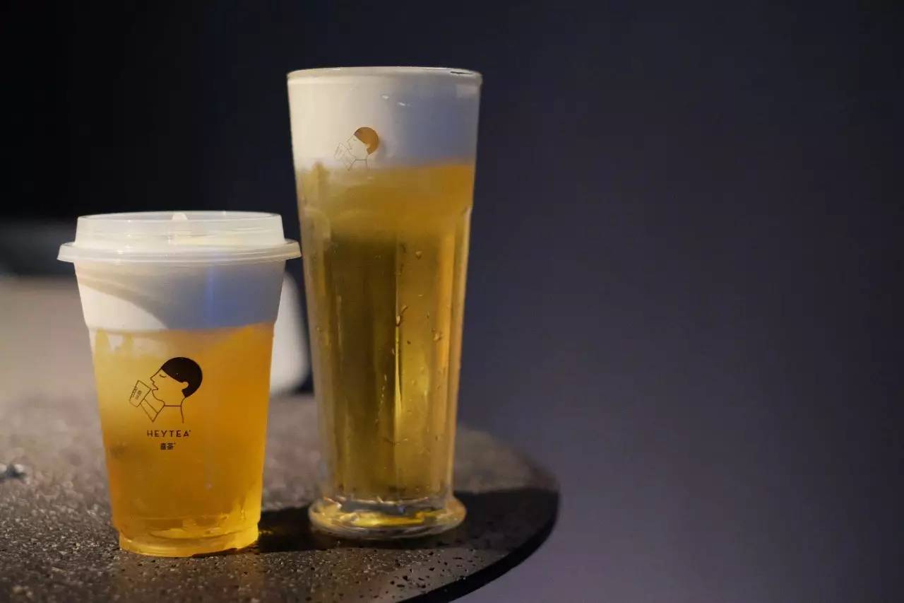 长大后茶饮店就像江湖的高手，一代起一代落但能真正成为新闻暴风眼的真的只有喜茶