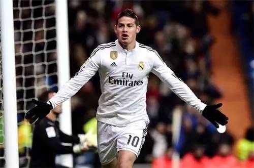 他们有幸披上皇马十号战袍,却成为了最失意的皇马球员