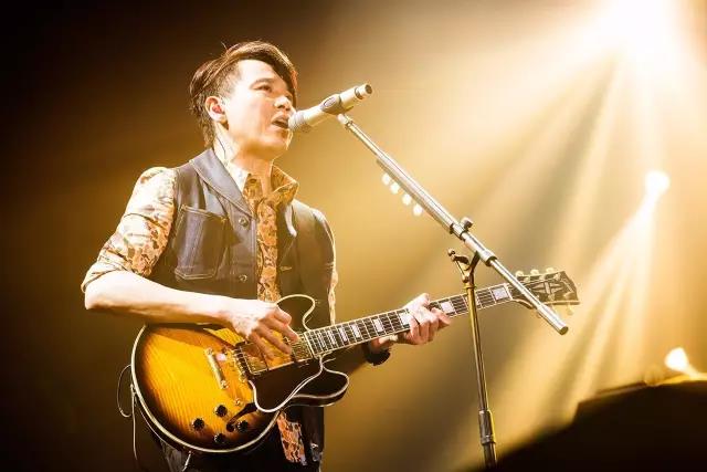 春茧看演唱会会淋雨吗,春茧看演唱会车停哪里