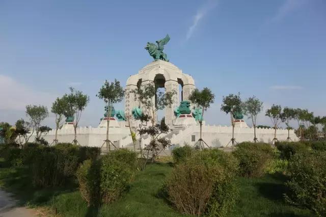 醉美西城｜“城在绿中人在景中”探访绿荫之下的回民区