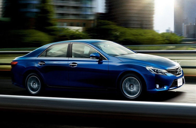 谈情怀还行，谈性能还差的远一些，锐志真的一蹶不振还是会奋起直追？