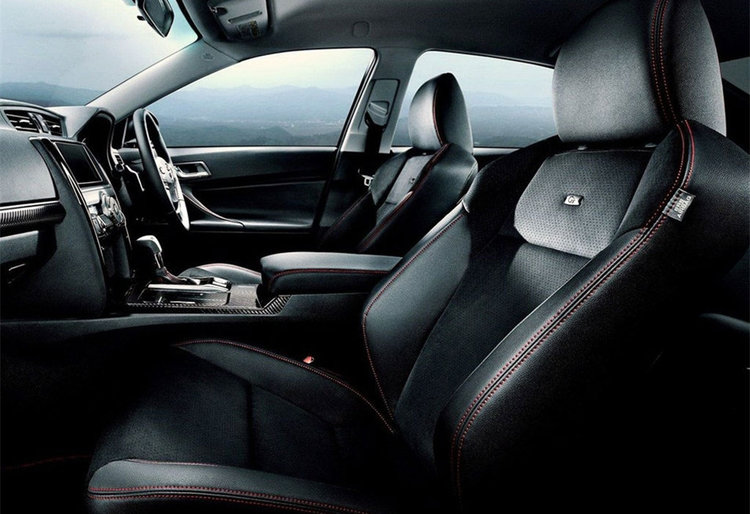 谈情怀还行，谈性能还差的远一些，锐志真的一蹶不振还是会奋起直追？