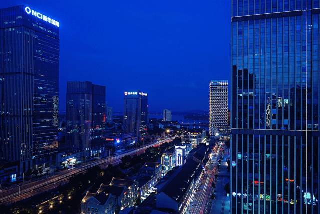 武汉友谊国际酒店三楼,武汉友谊国际酒店