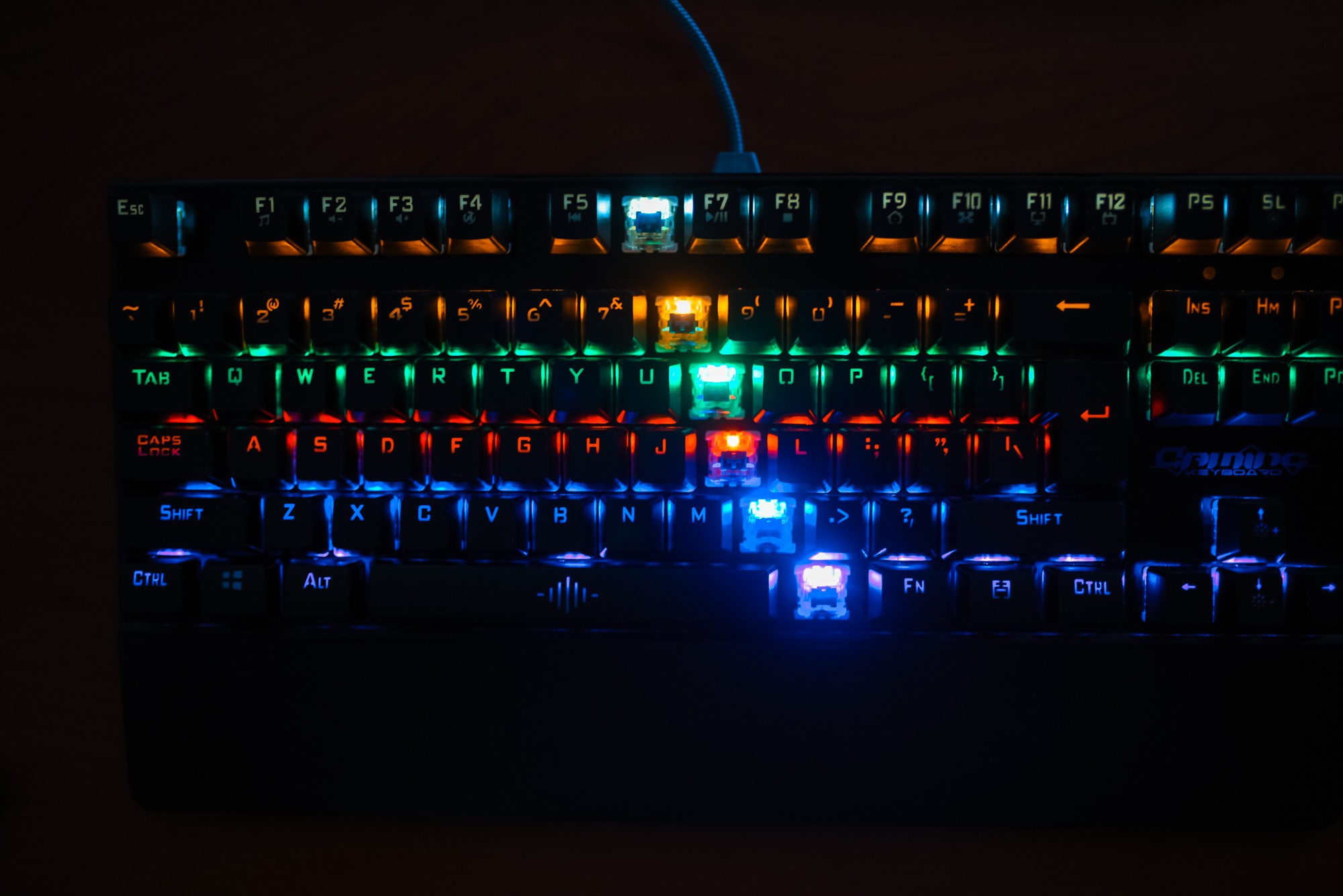 百元价位带背光的键盘,百元左右的机械键盘测评