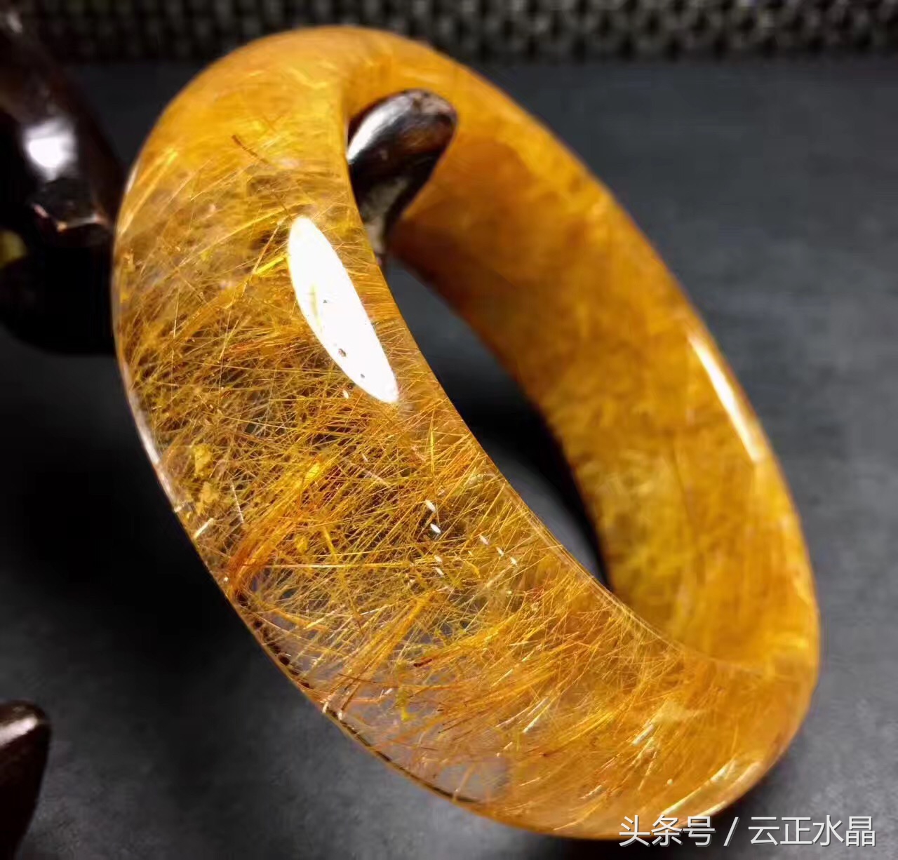 江苏东海钛晶批发市场,紫水晶手镯价格及图片大全集