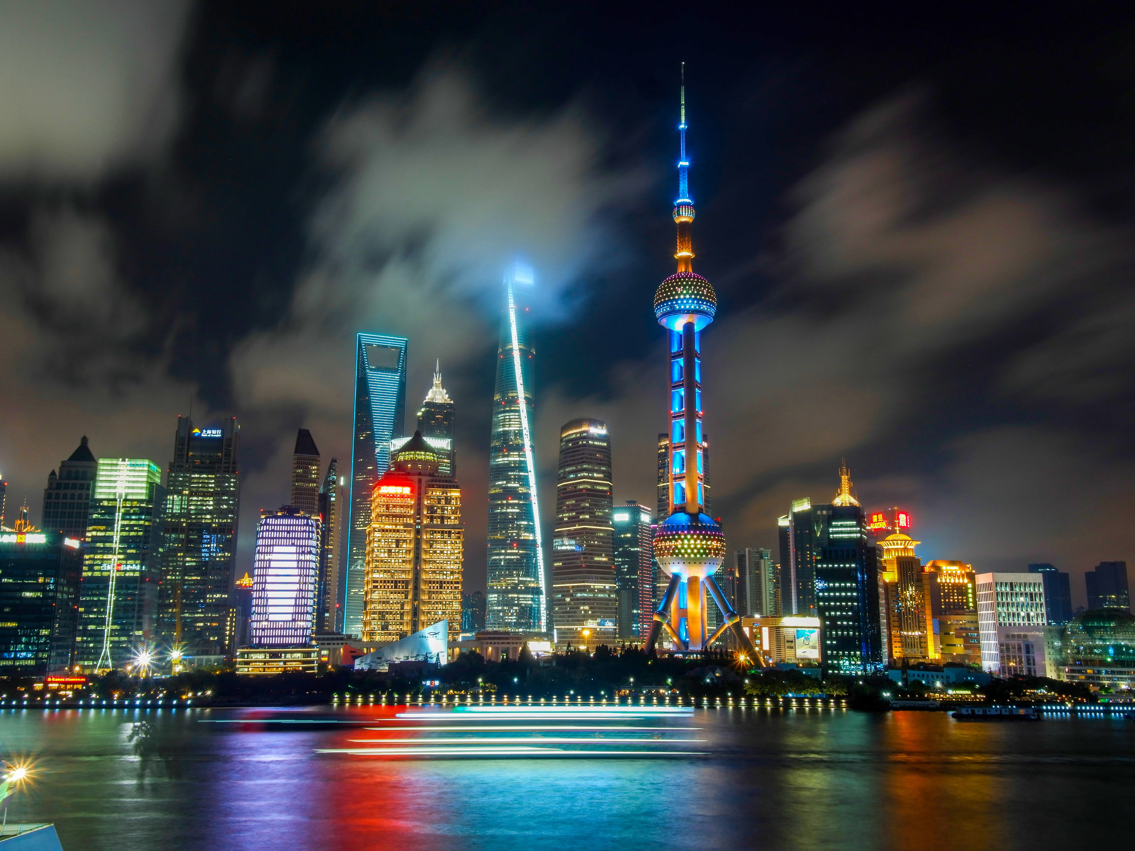 怎样选择最适用便携式相机三脚架,佳能相机三脚架推荐新手