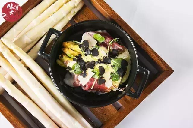 白芦笋季娇嫩可口,怎样才能吃到