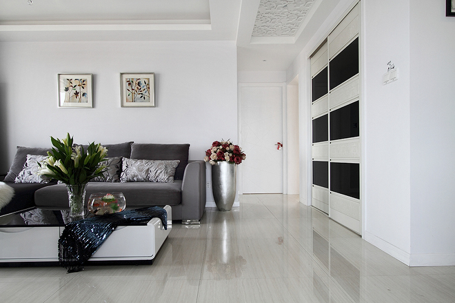 武汉老园艺师为讨好老伴，毅然把卧室窗台巧变花园式榻榻米！