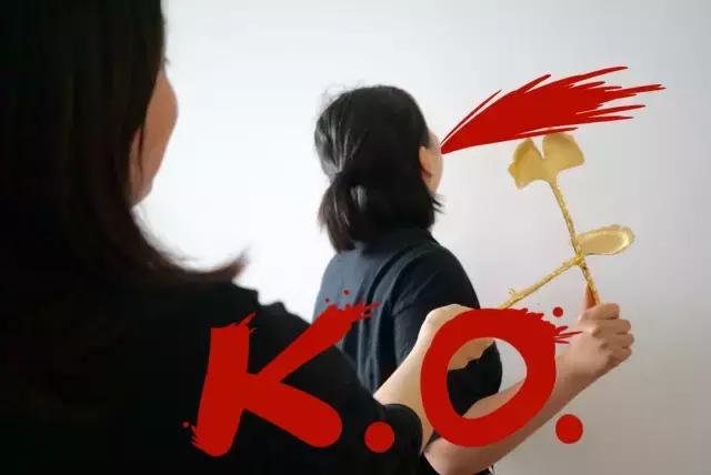 满心欢喜地等了这个快递整整1个月，却在拆开包装的瞬间傻了眼