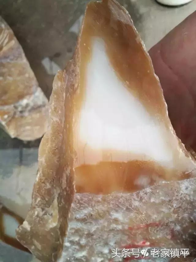 2023年镇平玉雕展览会参观攻略,镇平玉雕亮相第七届中原文博会