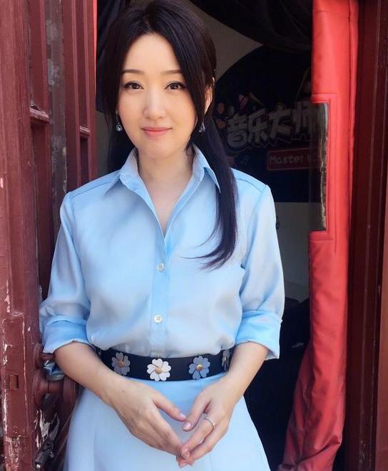 冻龄女神杨钰莹,不老女神杨钰莹晒旅游照