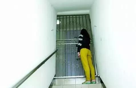 楼顶水箱被污染,楼顶水箱被污染出事