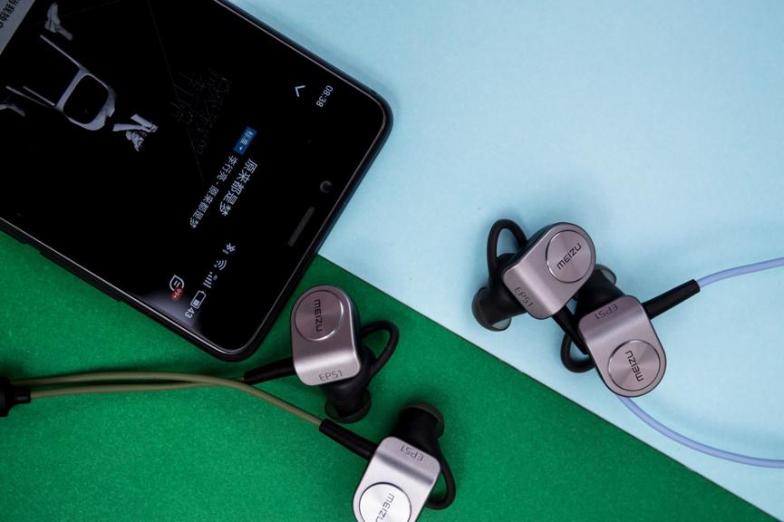 索尼魅蓝推情怀FLOW耳机，激起吴亦凡袁隆平飙英语