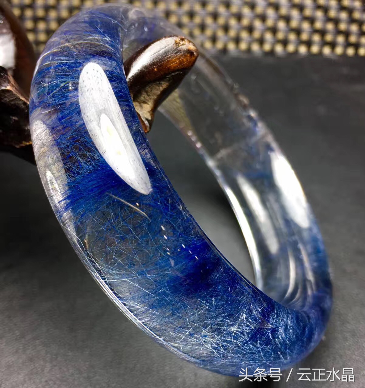 江苏东海钛晶批发市场,紫水晶手镯价格及图片大全集