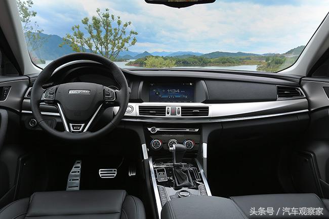 美来自于外在加内在,美来自于内心的纯净