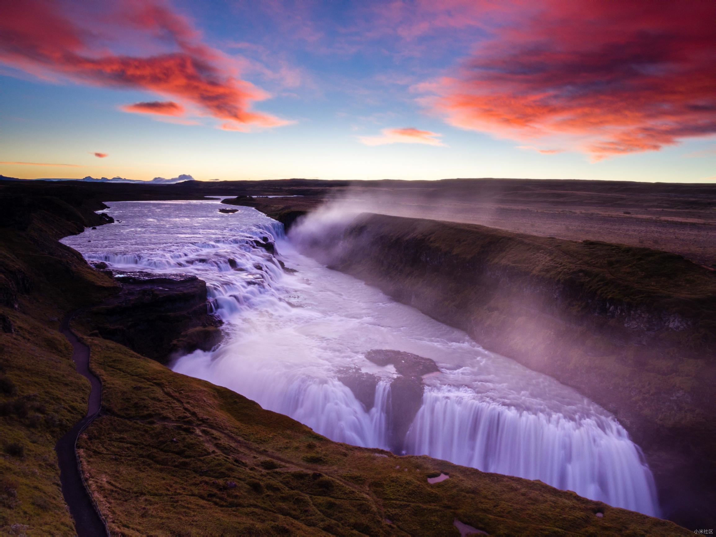 怎样选择最适用便携式相机三脚架,佳能相机三脚架推荐新手
