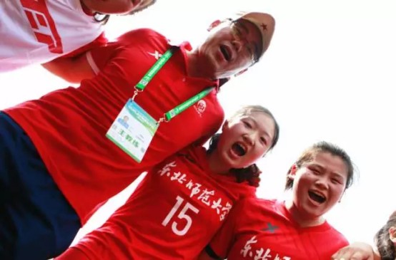 12场小组赛打进90个球，大足赛场上的铿锵玫瑰，男生们服吗？