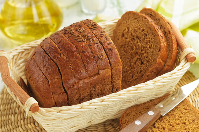 糖尿病人适合吃黑全麦粉吗,黑全麦粉适合糖尿病人吃吗