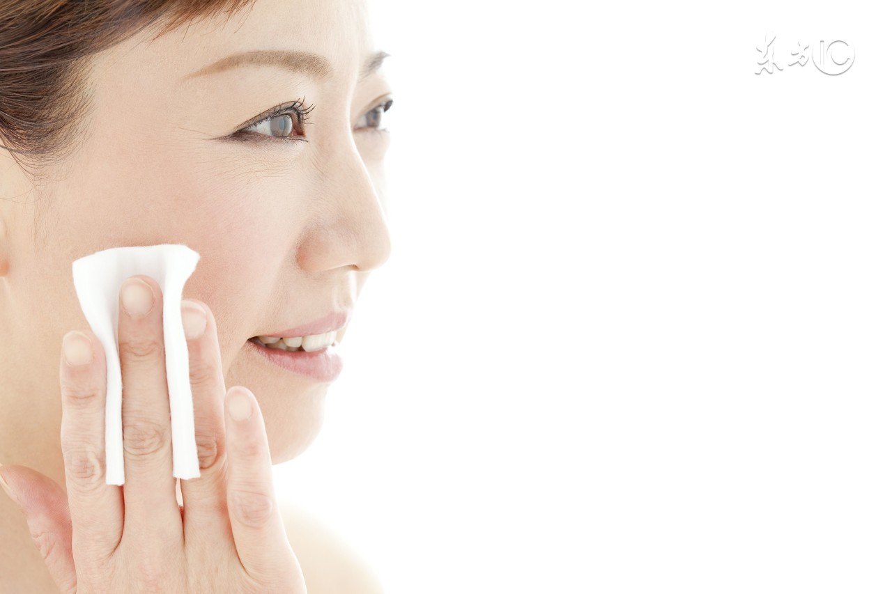 法令纹嘴角纹去除最好的方法,法令纹怎么消除家里简单方法