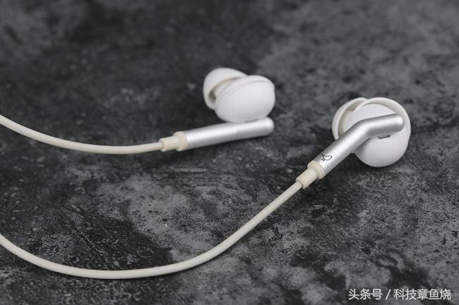 苹果type-c耳机有降噪吗,苹果降噪头戴式耳机推荐