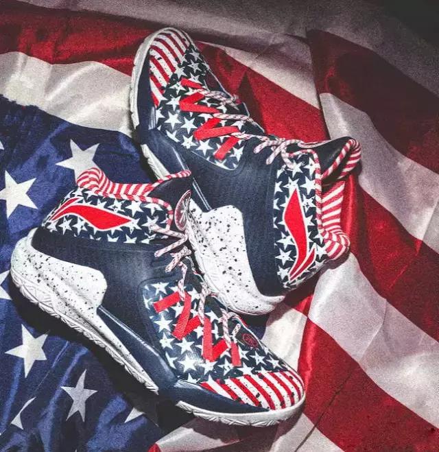为荣誉而战，美国队配色球鞋大盘点