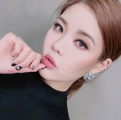 美妆达人教你如何画好看的唇妆,韩国美妆博主教程