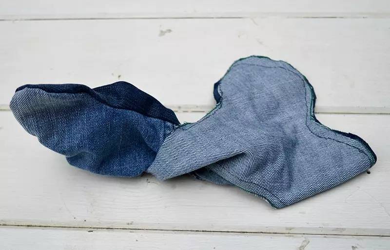 破旧牛仔裤如何废物利用,旧的牛仔裤怎么变废为宝