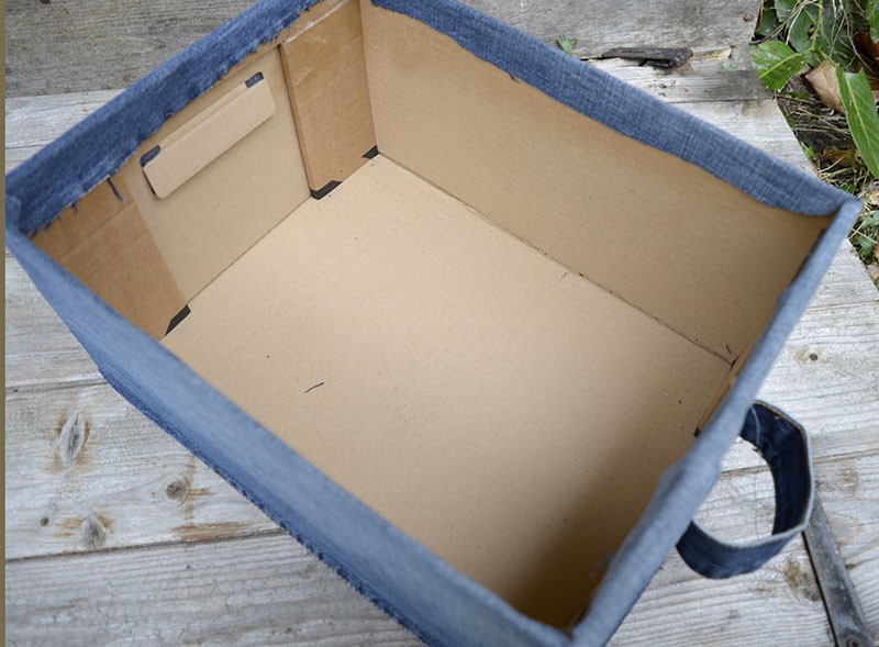 破旧牛仔裤如何废物利用,旧的牛仔裤怎么变废为宝