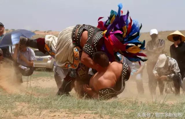 鄂尔多斯我的家完整版,我美丽的家乡鄂尔多斯