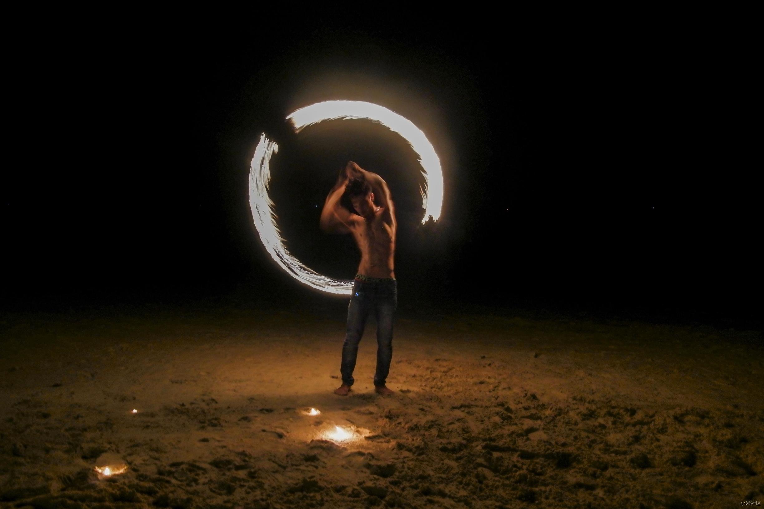 怎样选择最适用便携式相机三脚架,佳能相机三脚架推荐新手