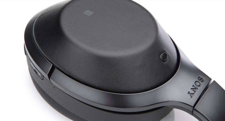 降噪耳机boseqc35索尼,boseqc35二代对比索尼1000xm4