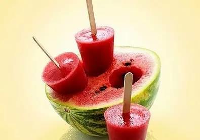 吃完西瓜拉肚子是红色,吃完西瓜就拉稀怎么办