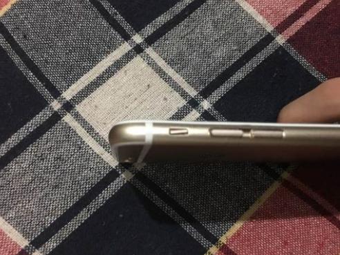 iphone6s不登录id能下软件吗,同事新买苹果