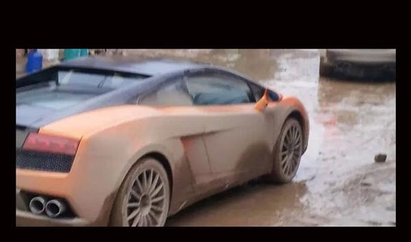 全球卖最贵的车竟在越南!豪车遍地车主像修车工!