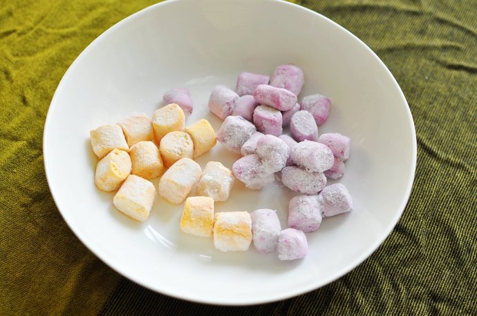 制作芋圆家常做法,芋圆的制作方法做的时候要加水吗