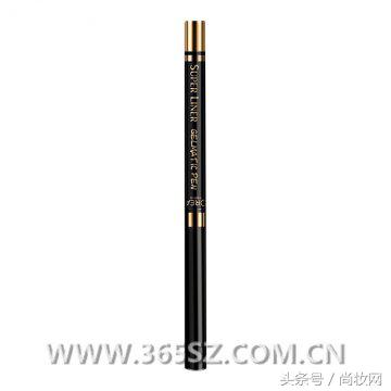 倾盆大雨中一条彩色眼线能缓解你阴郁的心情