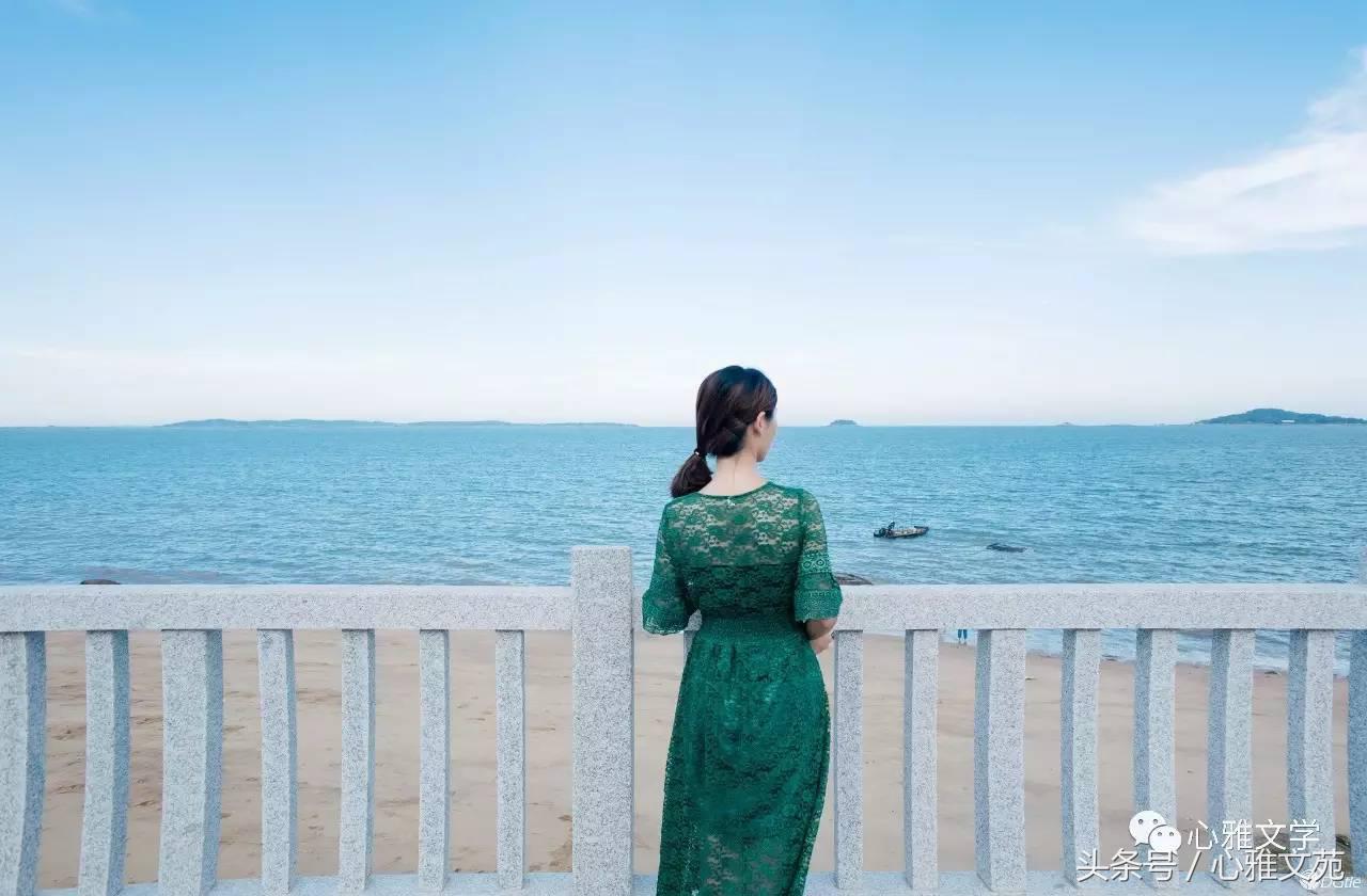 七月:当我刚打下“七月”两个字时候,突然