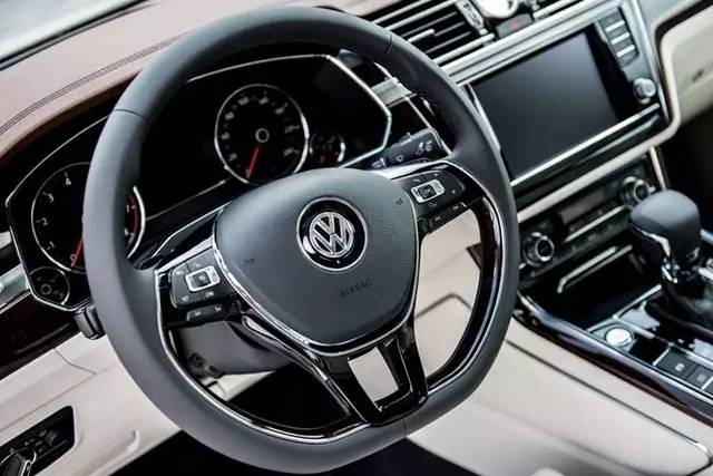 大众辉腾公认的最好的大众车,大众辉腾顶级版