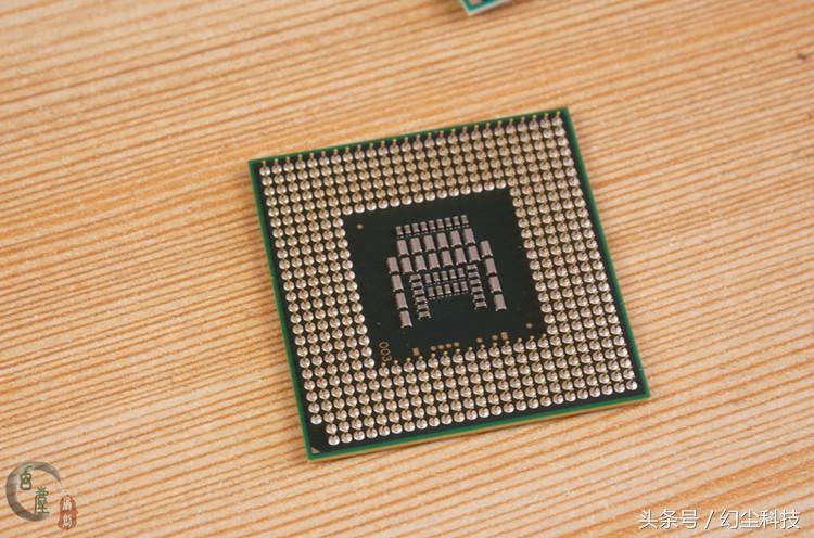 以前只能在万元级的电脑上才能见到，现在却变成了垃圾价