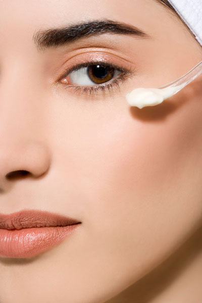 眼霜里的知识,眼霜的正确护肤手法