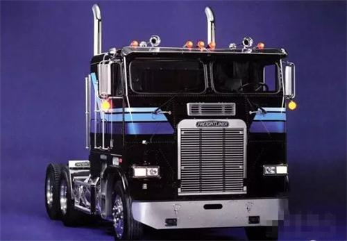 变形金刚刺客信条,变形金刚穿越二战时期