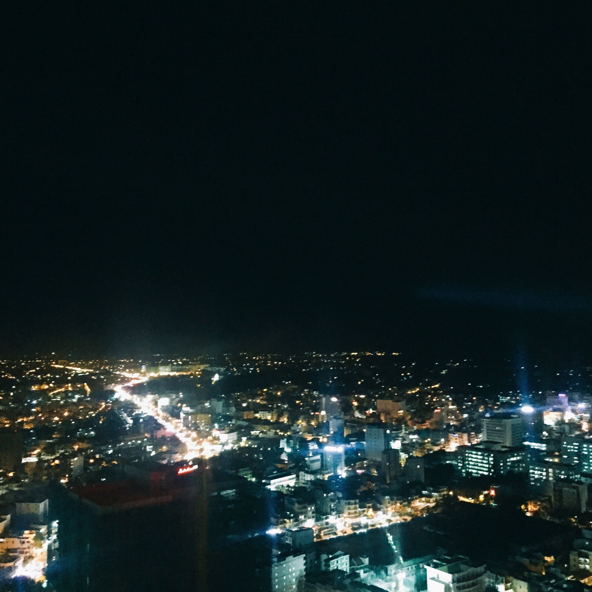 有些人不知哪里好但谁都代替不了,有些人说不上哪里好但谁都替不了