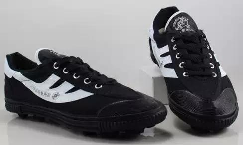 一双球鞋几代人的回忆,青岛人的第一印象