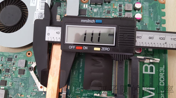 笔记本电脑拆机清灰服务,笔记本电脑发烫怎么清灰