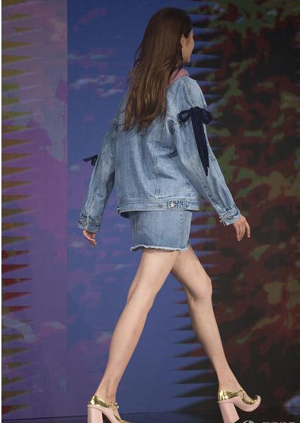 国民闺女关晓彤作品集合,国民闺女关晓彤直播视频