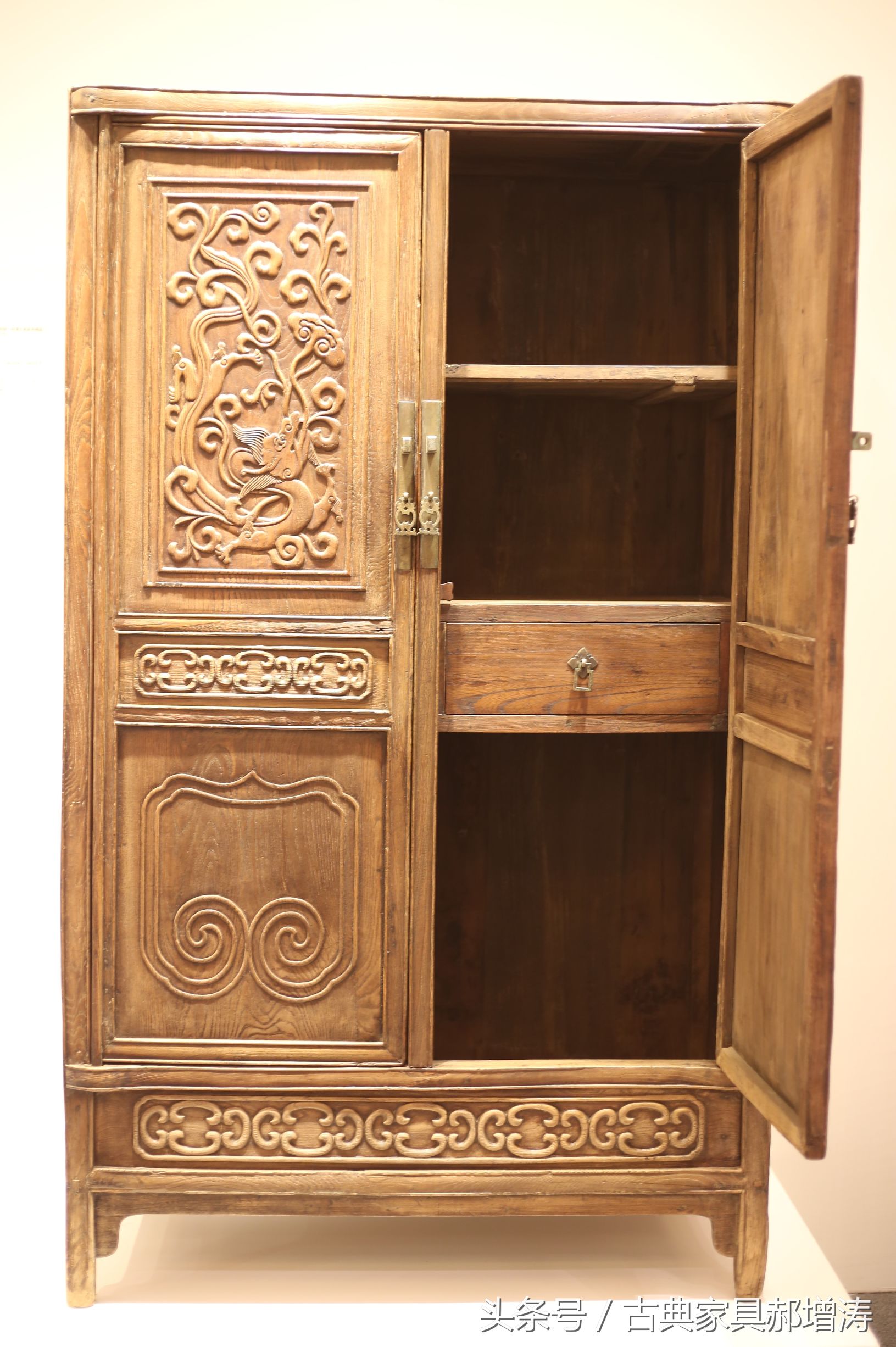 木制家具精品,木制家具艺术品