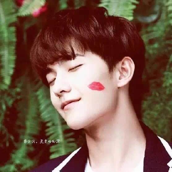 黄皮淡妆口红色号推荐,最适合黄皮的10支口红推荐