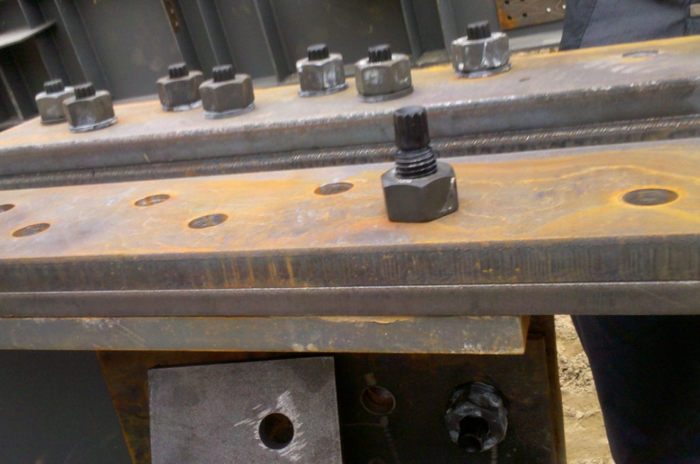 钢结构工程施工工艺流程,钢结构防火涂料施工工艺